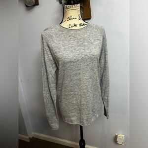 Zara top pullover staple every day‎ lightweight chic